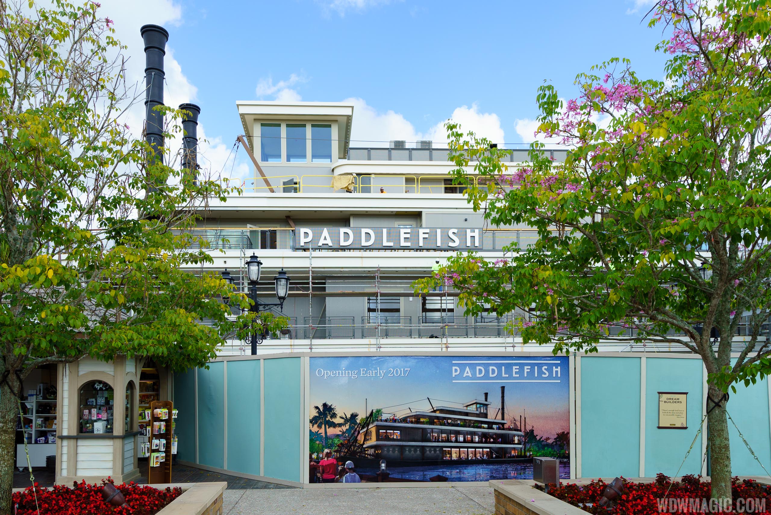 Paddlefish construction