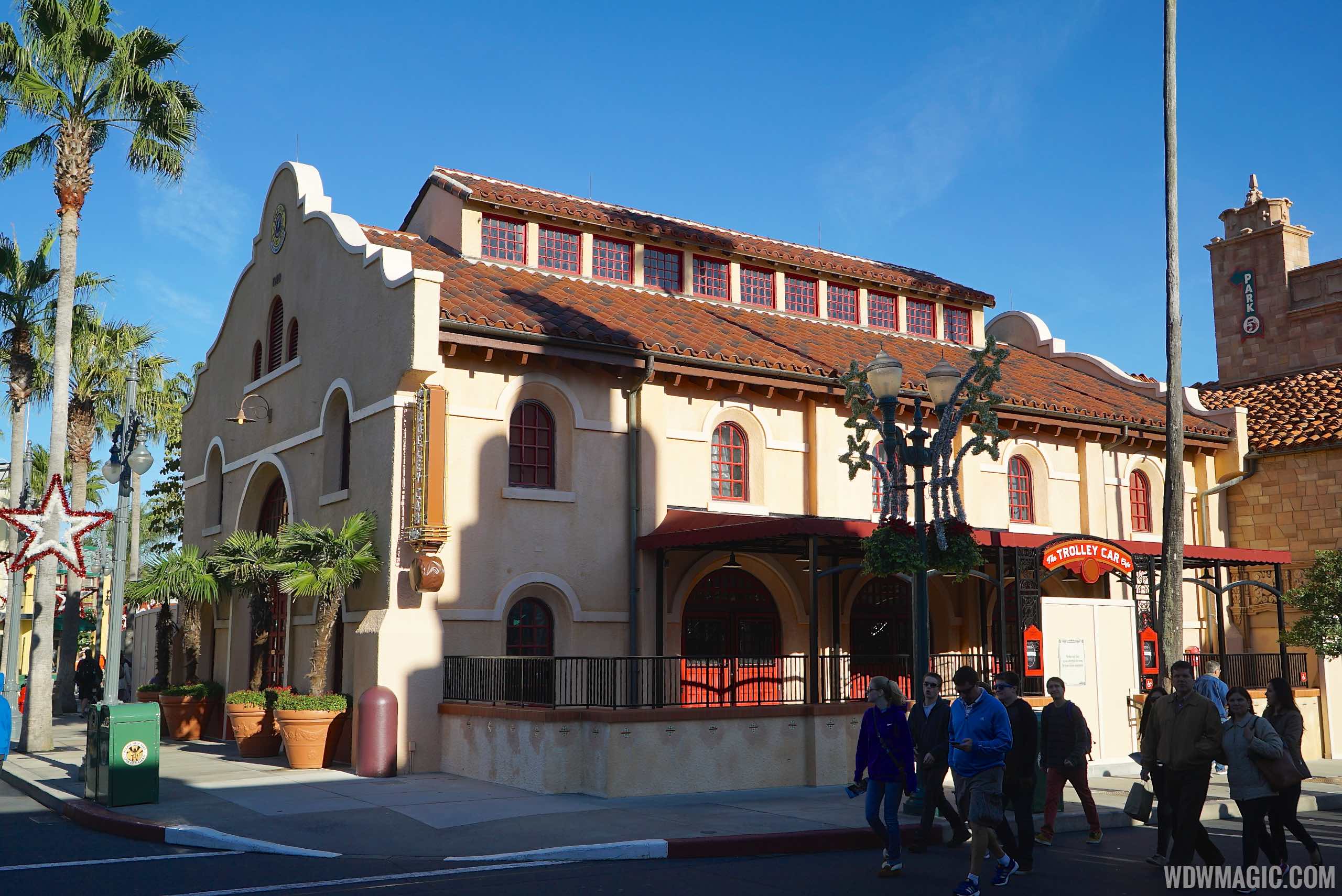 PHOTO First look inside the new Trolley Car Cafe Starbucks at Disney