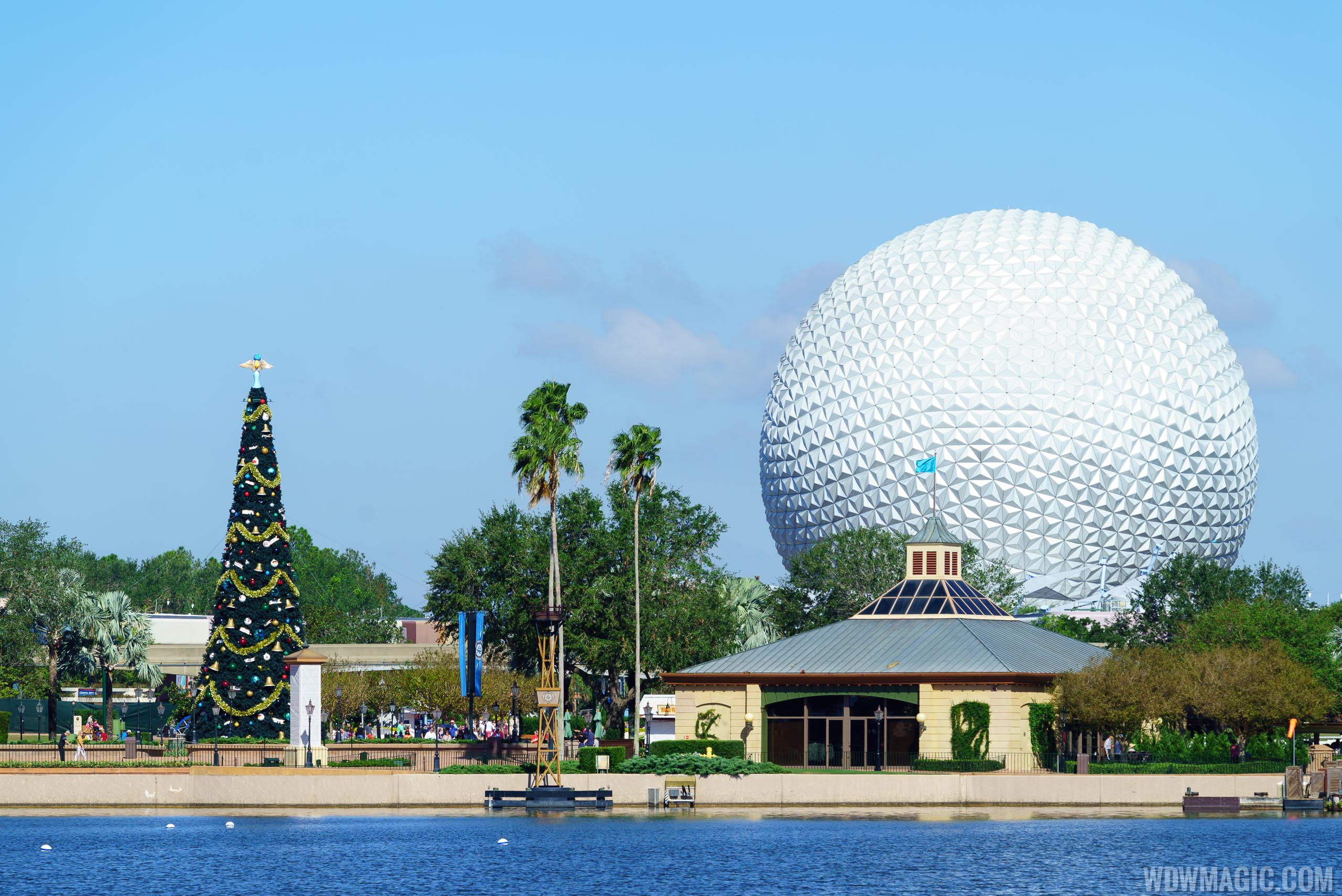 PHOTOS Epcot's 2017 Christmas Holiday decorations
