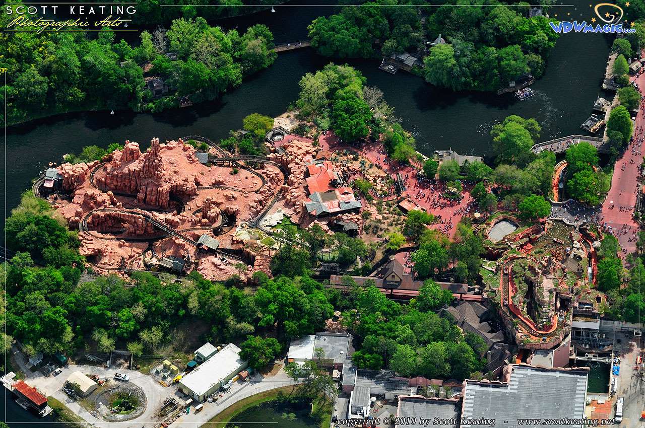Walt-Disney-World-aerial-photos_Full_10684.jpg;width=1600;quality=60