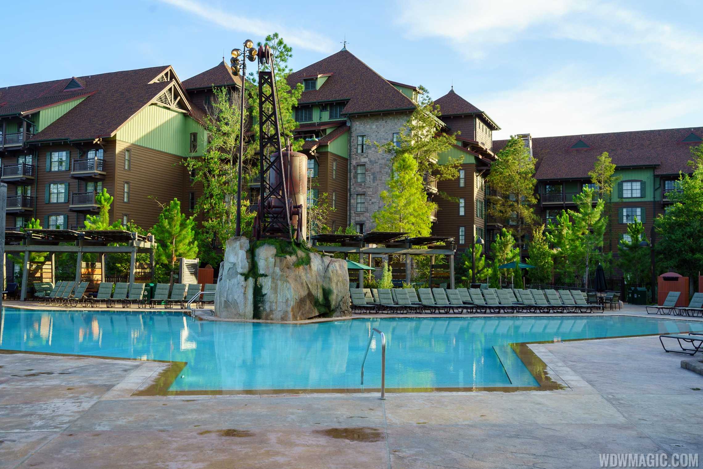 Special offers may be available for tickets, Resort stays, vacation packages and more! Take advantage of amazing Disneyland® offers and discounts! These offers change often, so be sure to check back soon to find the vacation package deal for you!