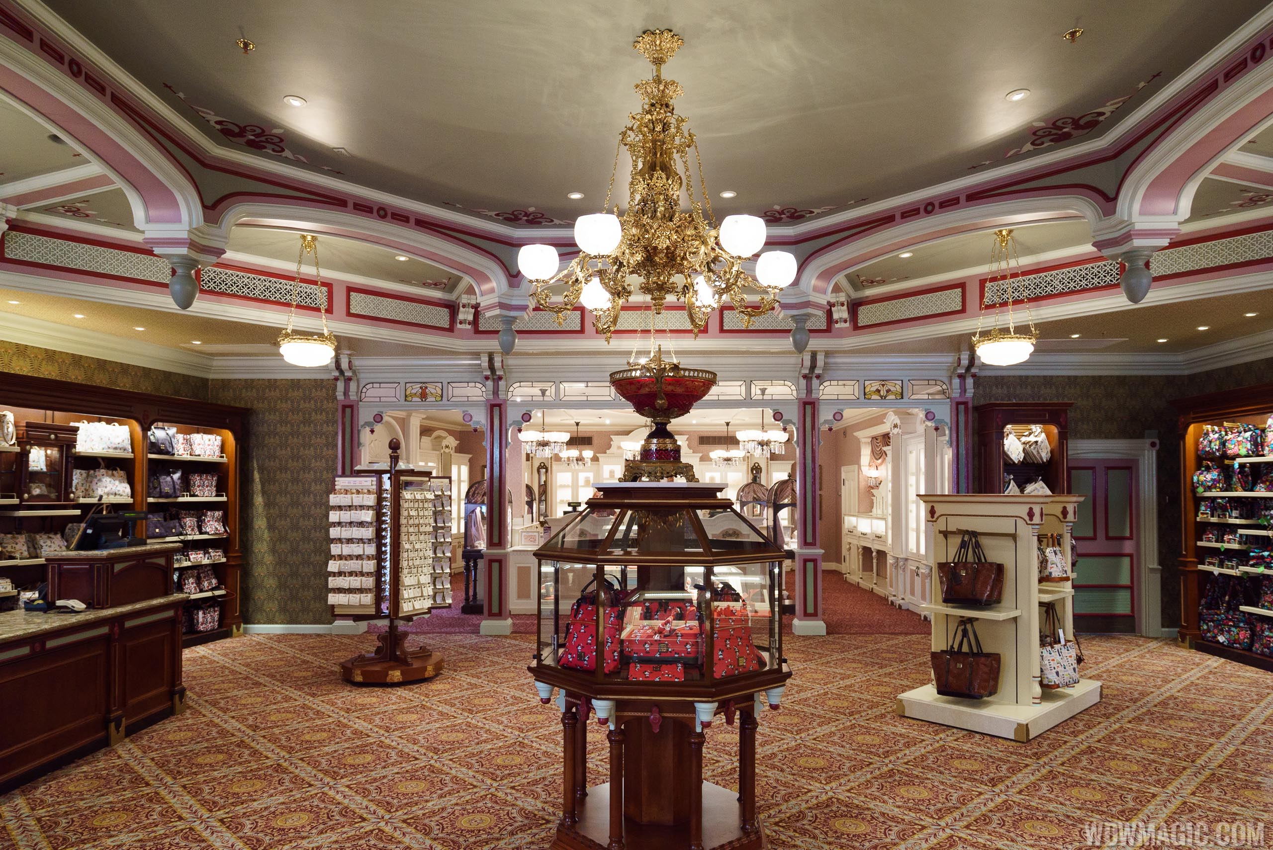 uptown jewelers in magic kingdom park at walt disney world